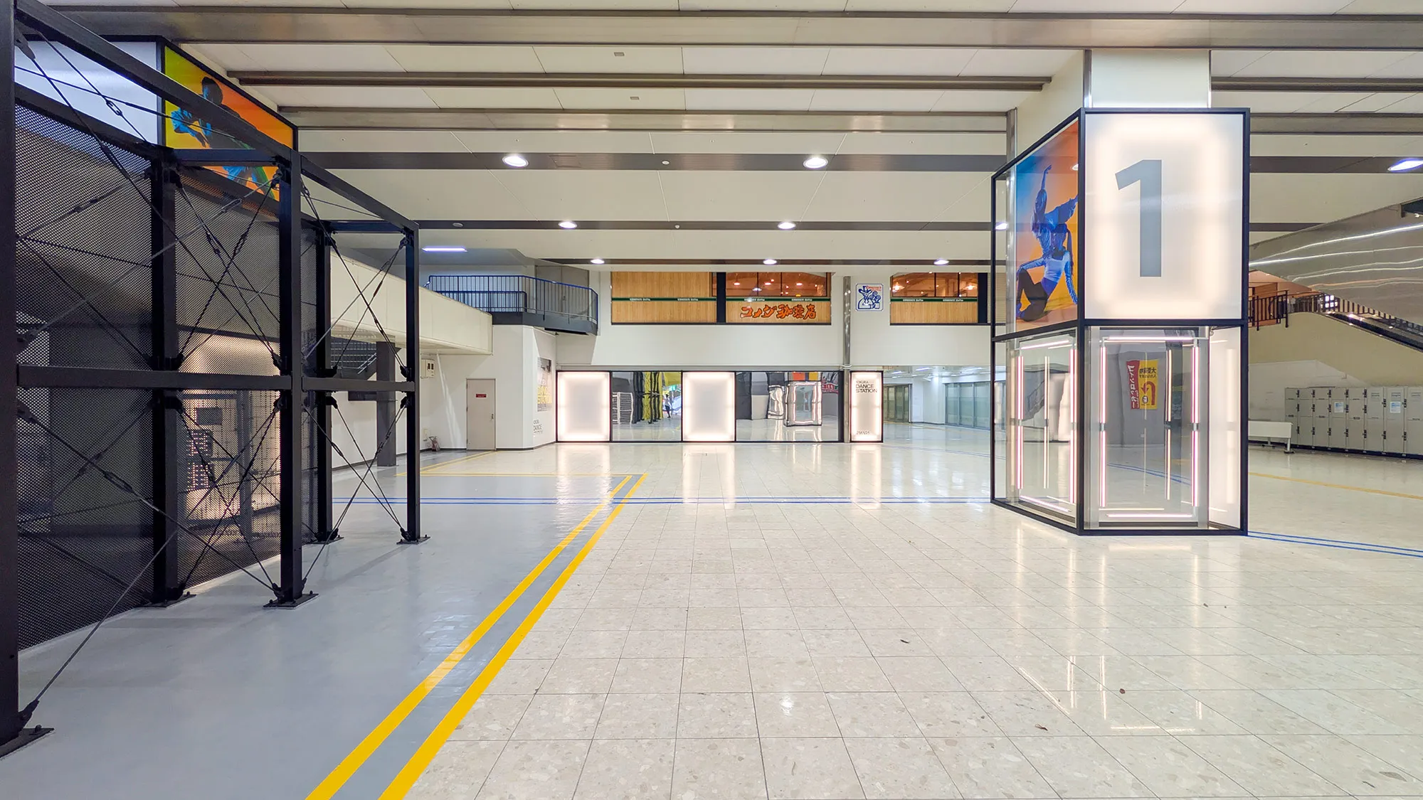 KOKURA DANCE STATIONの空間（内観）
